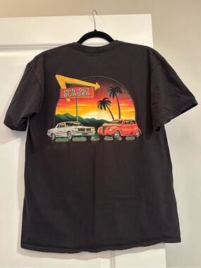 In-N-Out Burger Utah Retro Sunset Graphic Tee - Black Size Large